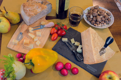 Set de Dégustation de Fromage en Pierre d'Ardoise 'Parmigiano Reggiano'