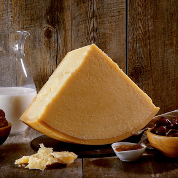 Parmigiano Reggiano – SOLO DI BRUNA – 24 mois à base de lait Bruna Alpina